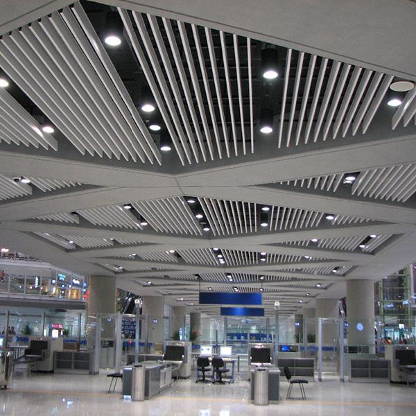 Trần nhôm ép đùn tùy chỉnh