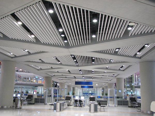 Trần nhôm ép đùn tùy chỉnh