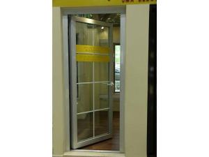  Cánh cửa sổ bằng nhôm với tính năng cách nhiệt 